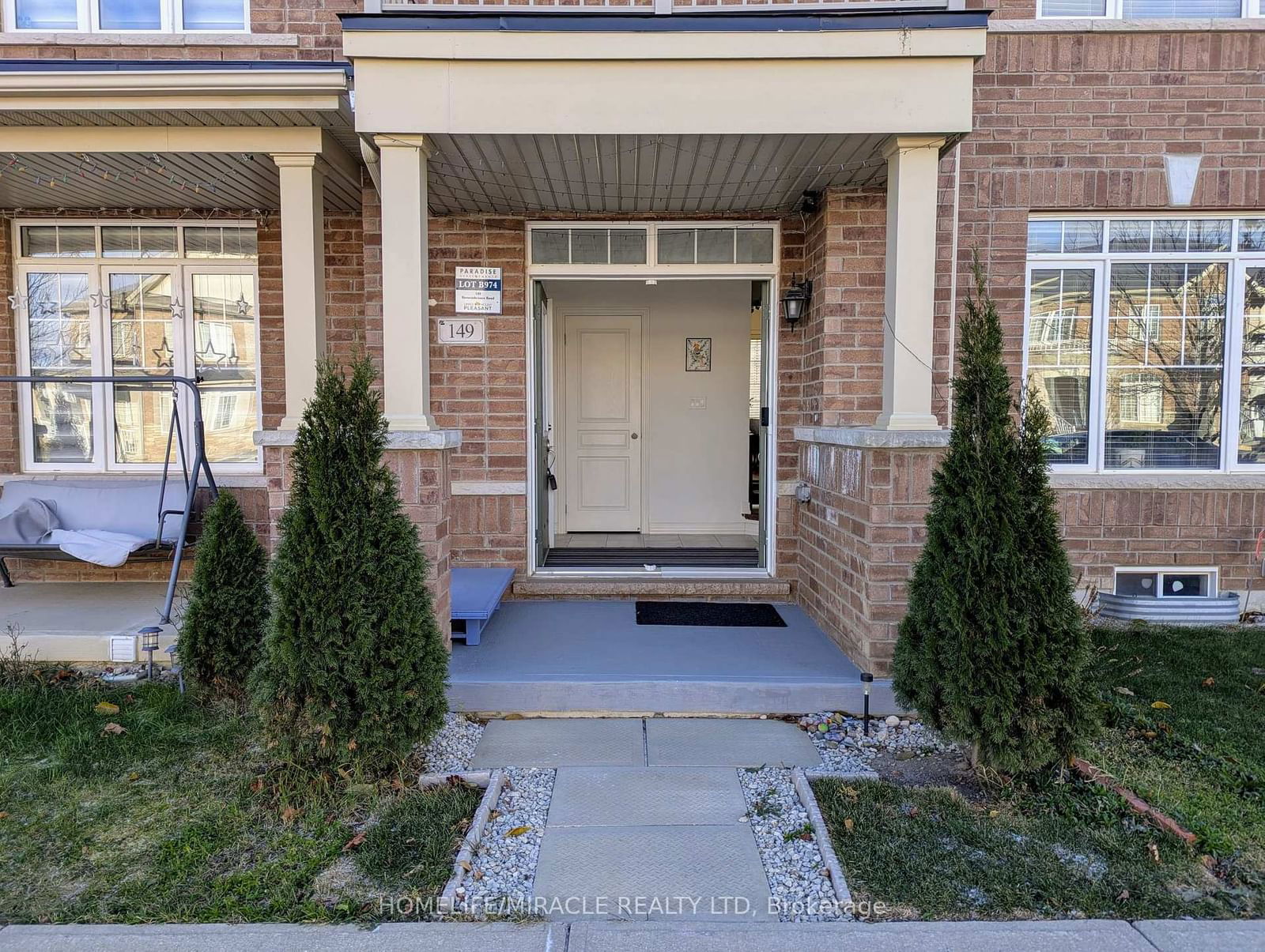 Townhouse for sale at 149 Remembrance Road, Brampton, Northwest Brampton, L7A 3Y2 - MLS: W11986618