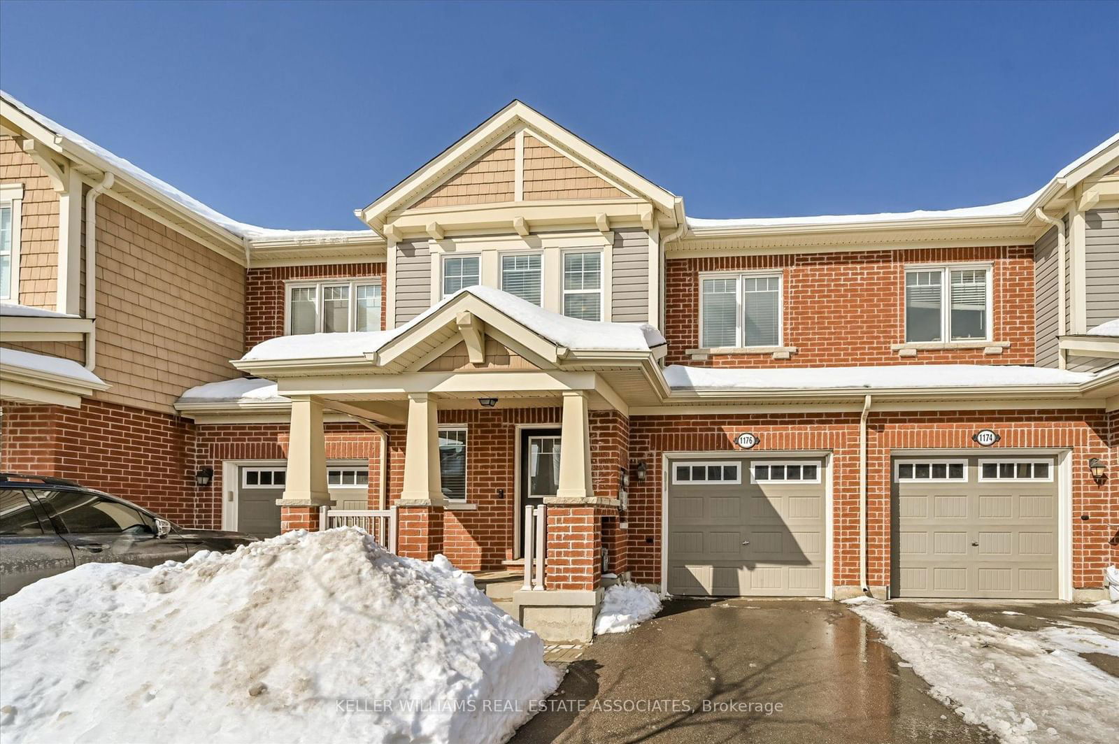 Townhouse sold at 1176 Duignan Crescent, Milton, FO Ford, L9E 1C2 - MLS: W11986946