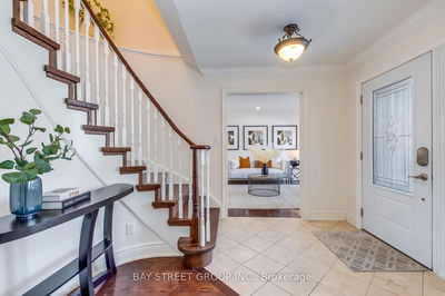 1128 Lansdown Dr, Oakville - Clearview image-0-2