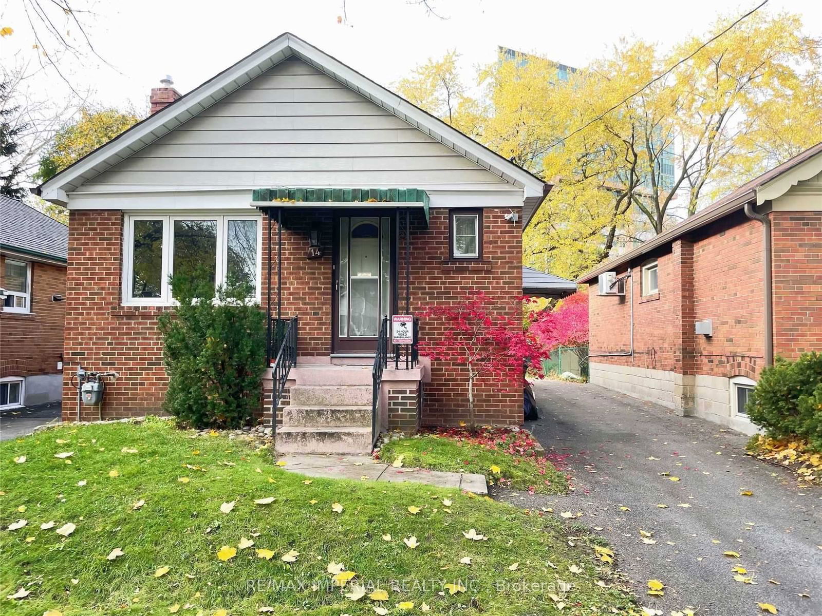 Detached House for lease at 14 Green Lane, Toronto, Islington-City Centre West, M8Z 4V8 - MLS: W11987121