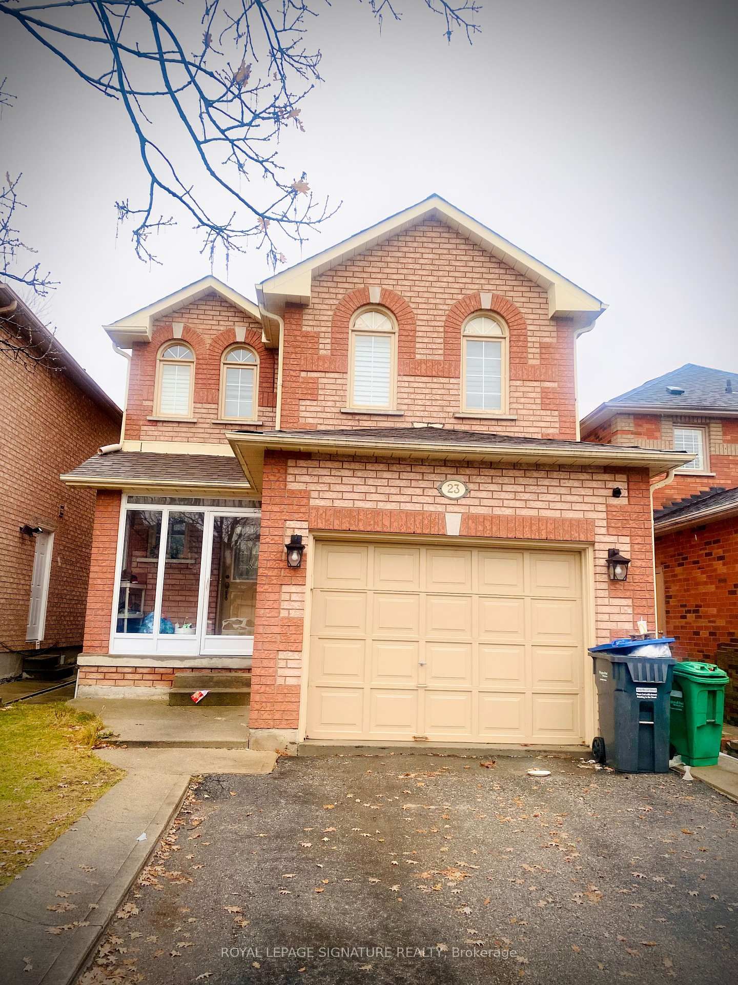 Detached House for lease at Upper-23 Sunley Crescent, Brampton, Fletcher's West, L6Y 5B8 - MLS: W11987157