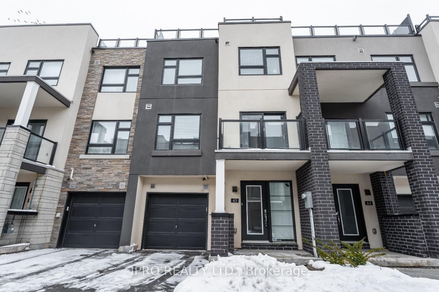 Townhouse for sale at 45-1121 Cooke Boulevard, Burlington, LaSalle, L7T 4A8 - MLS: W11987327