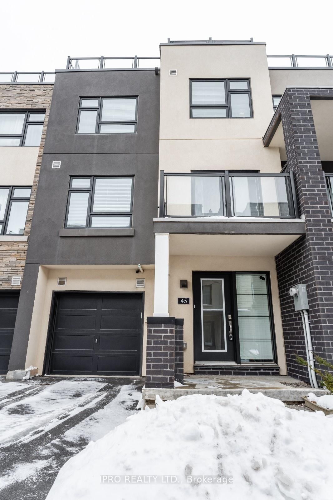 Townhouse for sale at 45-1121 Cooke Boulevard, Burlington, LaSalle, L7T 4A8 - MLS: W11987327