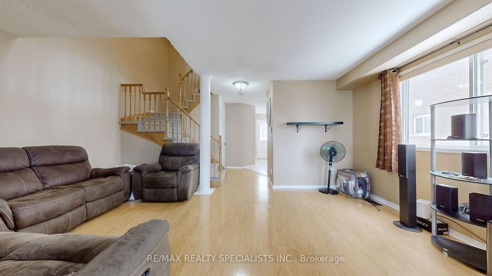 Semi-Detached House for sale at 18 Weather Vane Lane, Brampton, Fletcher's Creek Village, L6X 4R5 - MLS: W11987427