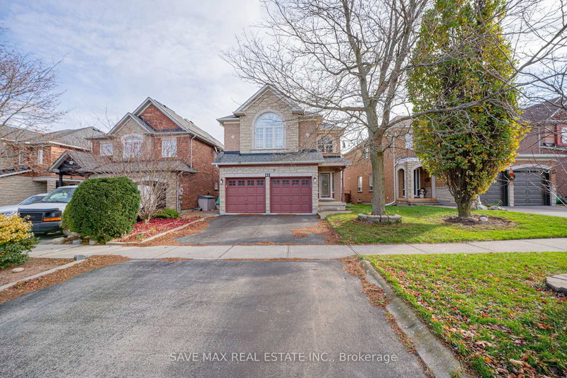 82 Belmont Blvd, Halton Hills, L7G 6E7 | Image 3