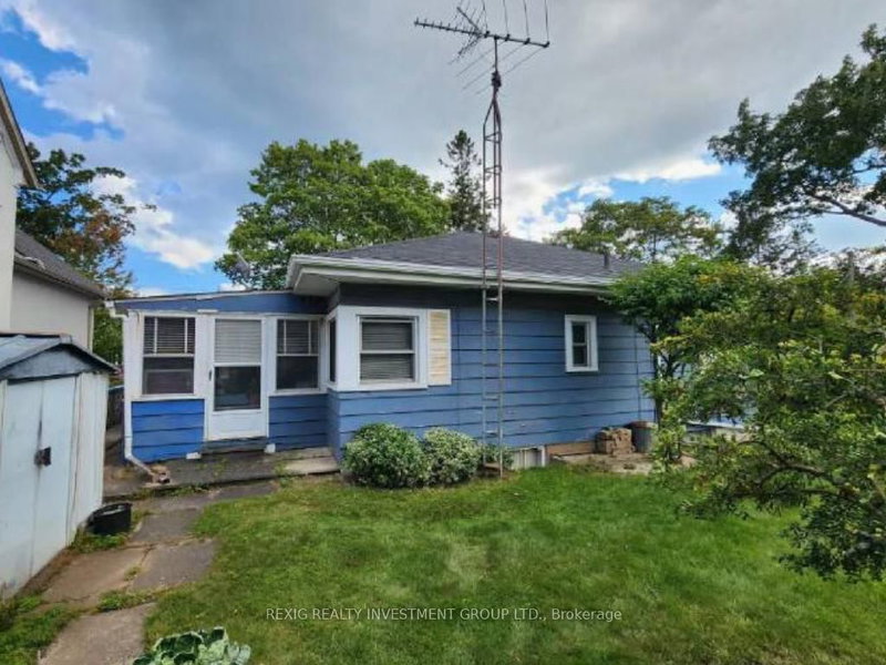 73 Brock St, Oakville, L6K 2Y9 | Image 2