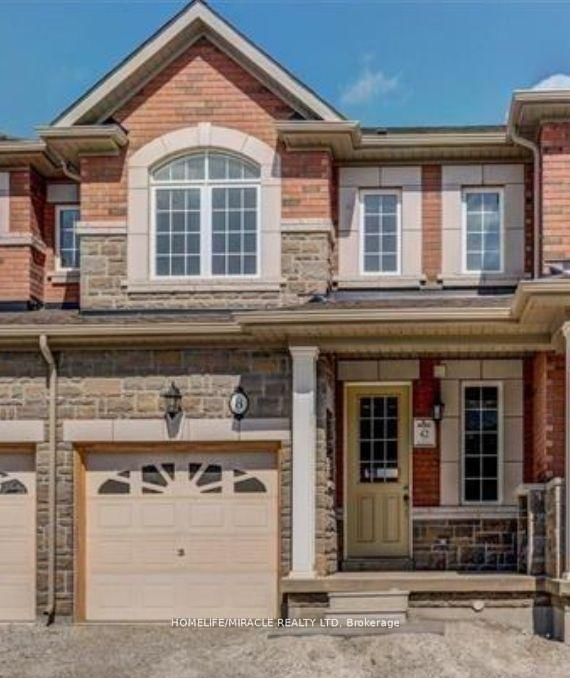 Townhouse for lease at 8 Foliage Drive, Brampton, Bram West, L7A 4M6 - MLS: W11987787