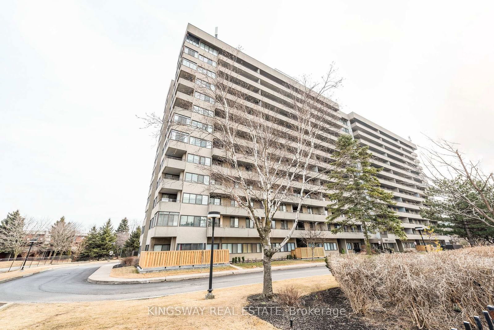 Condo for sale at 201-1300 Mississauga Valley Boulevard, Mississauga, Mississauga Valleys, L4Y 3Z2 - MLS: W11987904