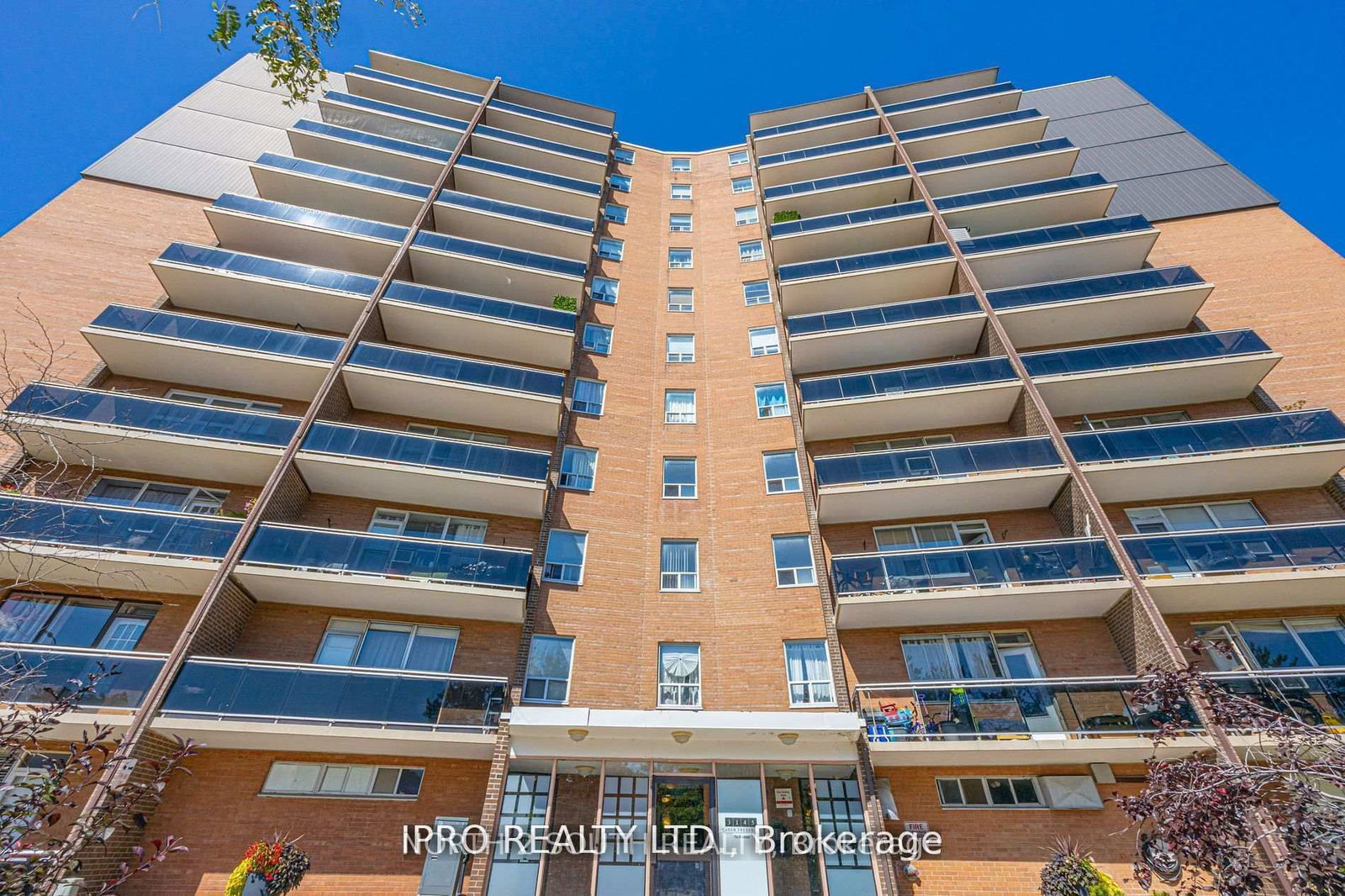 Condo for sale at 801-3145 Queen Frederica Drive, Mississauga, Applewood, L4Y 3A7 - MLS: W11988160