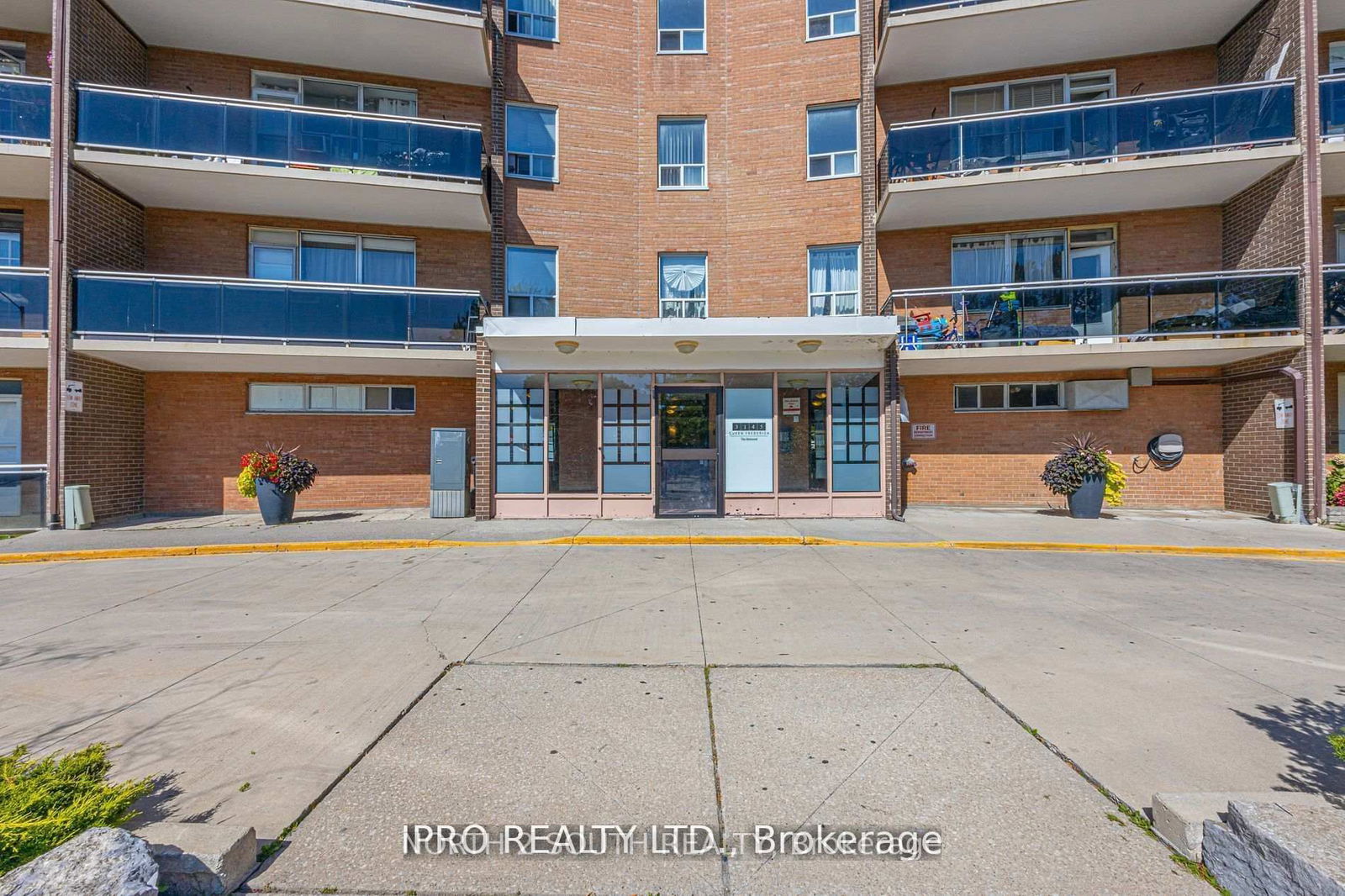 Condo for sale at 801-3145 Queen Frederica Drive, Mississauga, Applewood, L4Y 3A7 - MLS: W11988160