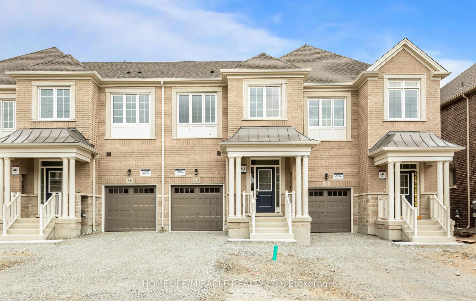 Townhouse for lease at 90 Bermondsey, Brampton, Brampton South, L6Y 0G2 - MLS: W11988340