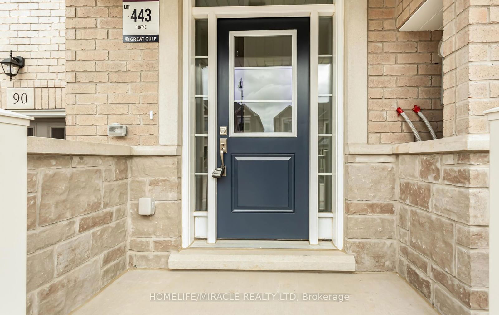 Townhouse for lease at 90 Bermondsey, Brampton, Brampton South, L6Y 0G2 - MLS: W11988340