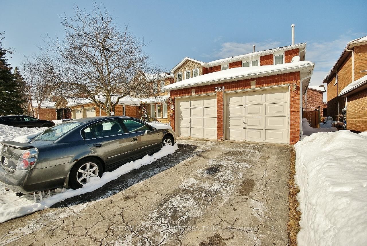 Detached House for sale at 3163 Dovetail Mews, Mississauga, Erin Mills, L5L 5K6 - MLS: W11988454