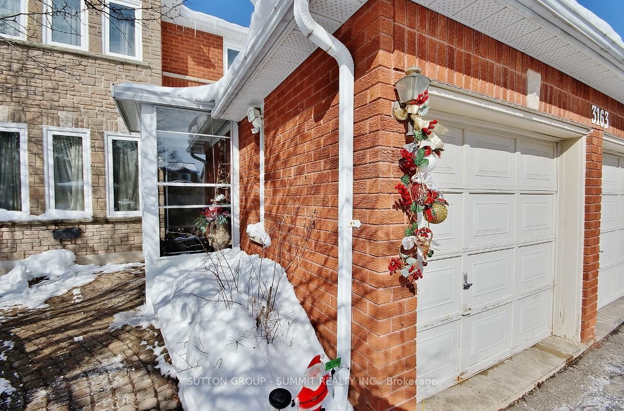 Detached House for sale at 3163 Dovetail Mews, Mississauga, Erin Mills, L5L 5K6 - MLS: W11988454