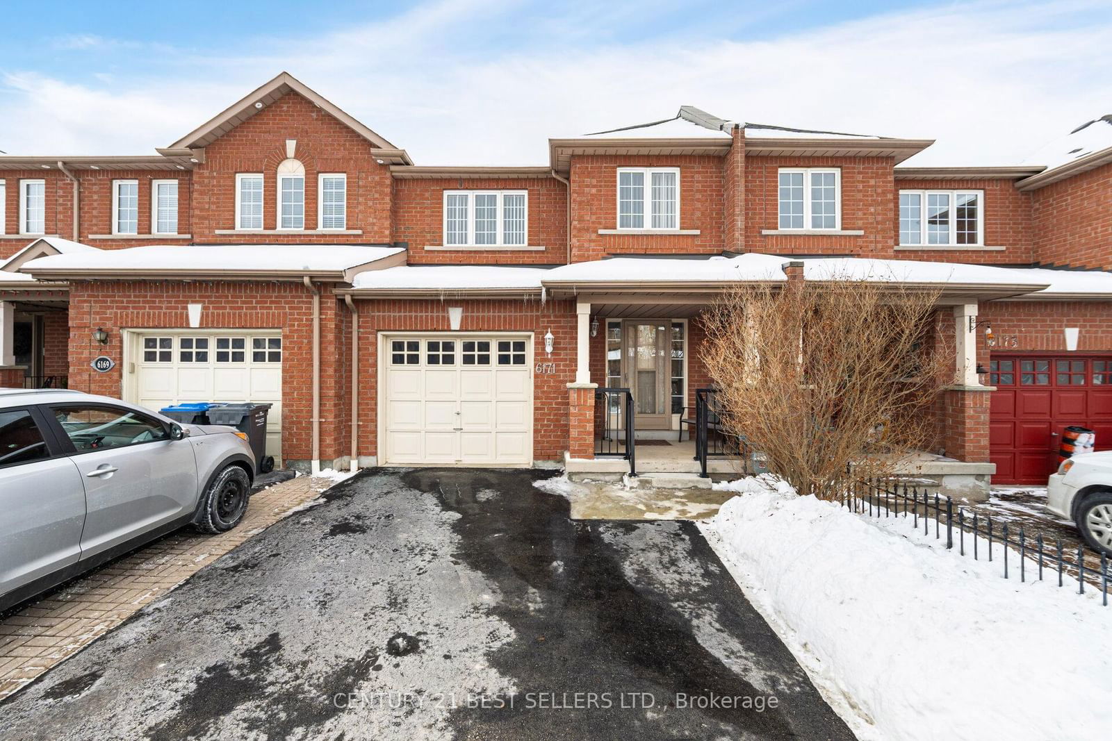 Townhouse for sale at 6171 Rowers Crescent, Mississauga, East Credit, L5V 2Z9 - MLS: W11988748