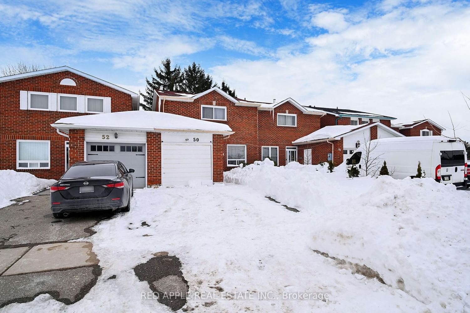 Semi-Detached House leased at Bsmt-50 Whitehaven Drive, Brampton, Heart Lake, L6Z 2R5 - MLS: W11988784