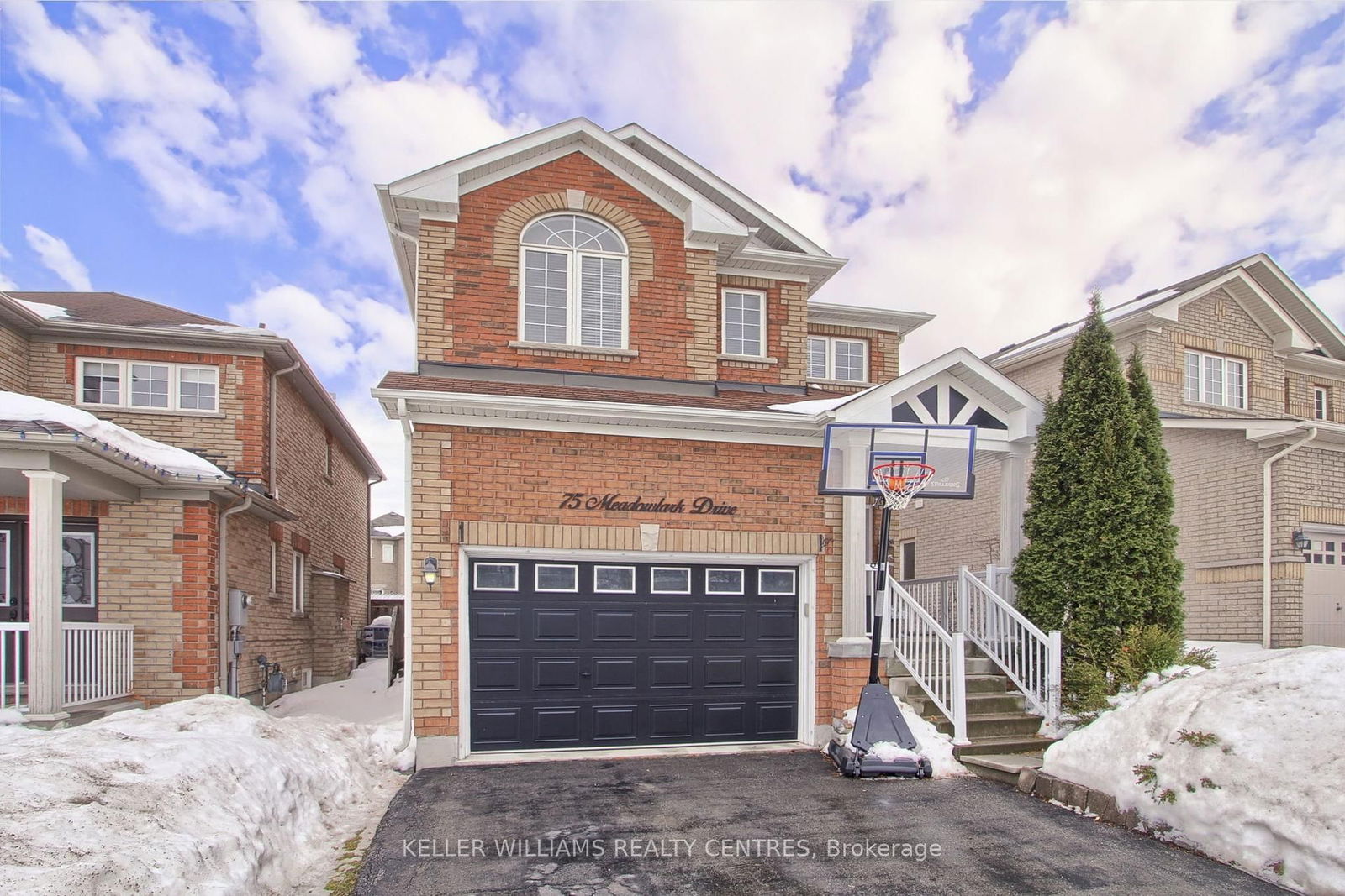 Detached House sold at 75 Meadowlark Drive, Halton Hills, Georgetown, L7G 6N6 - MLS: W11988954