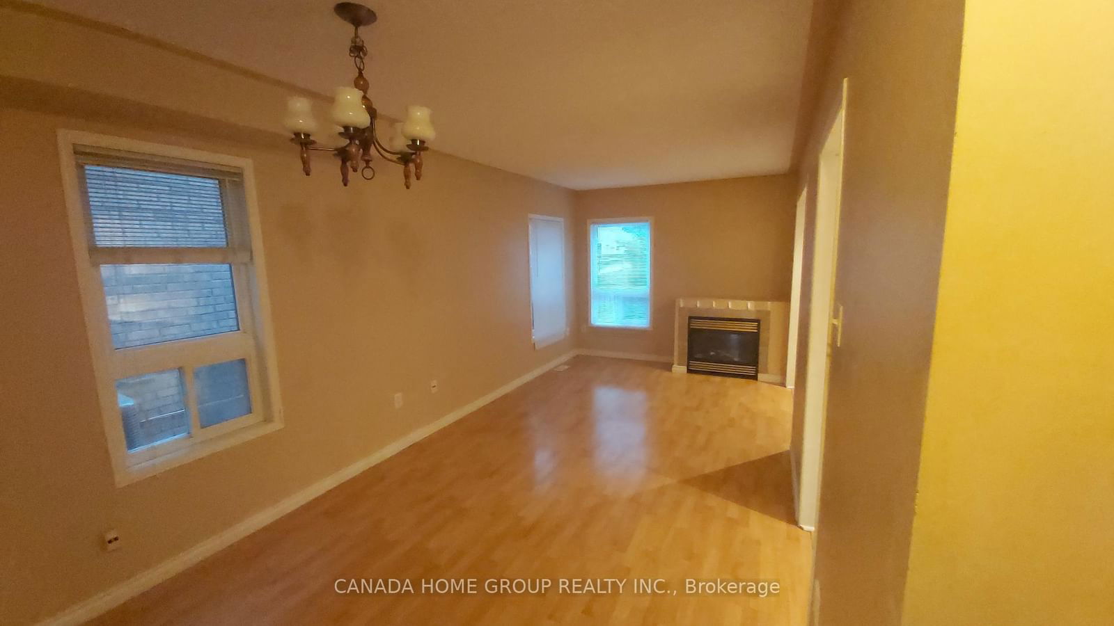 Semi-Detached House for lease at 5858 Delle Donne Drive, Mississauga, Churchill Meadows, L5M 6R8 - MLS: W11989057