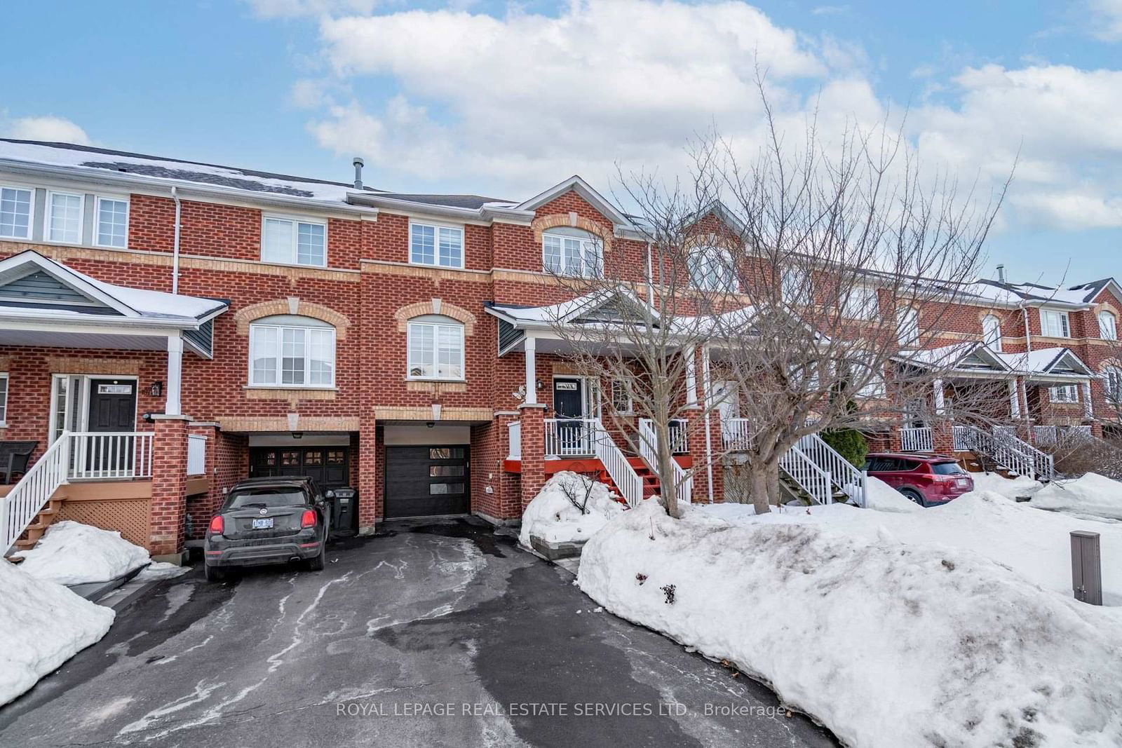 Townhouse for sale at 1571 Woodhenge Way, Mississauga, Meadowvale Village, L5N 7S9 - MLS: W11989129