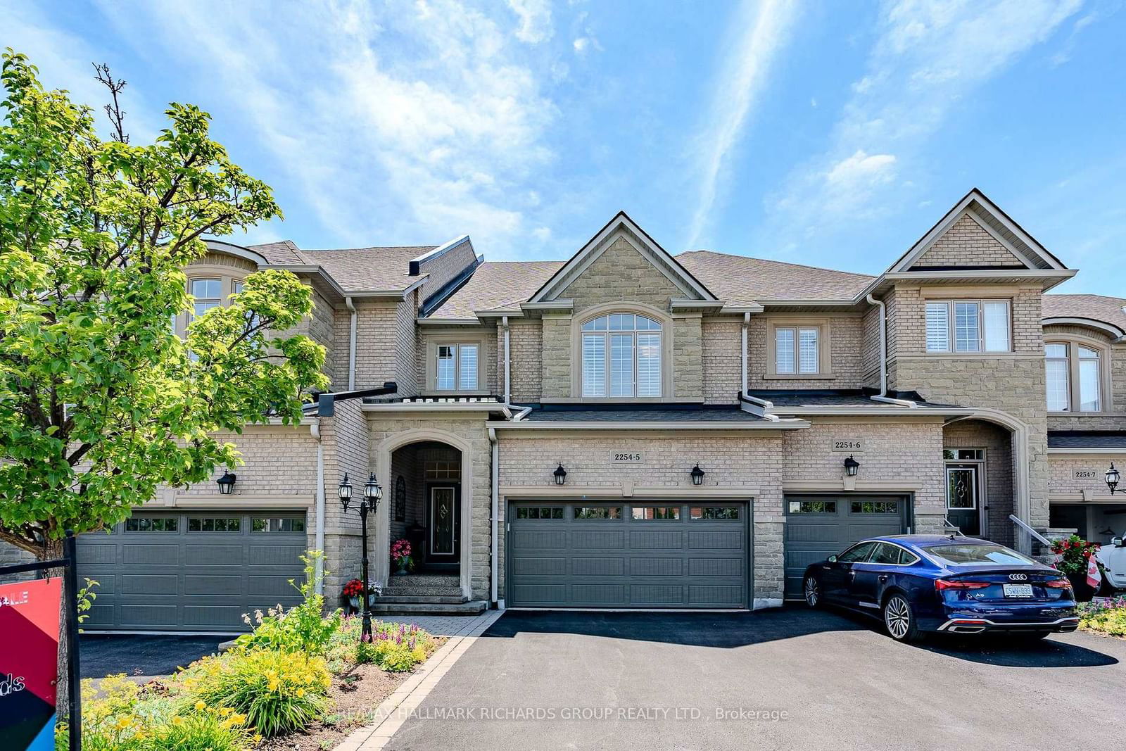 Townhouse for sale at 5-2254 Rockingham Drive, Oakville, Iroquois Ridge North, L6H 7H8 - MLS: W11989286