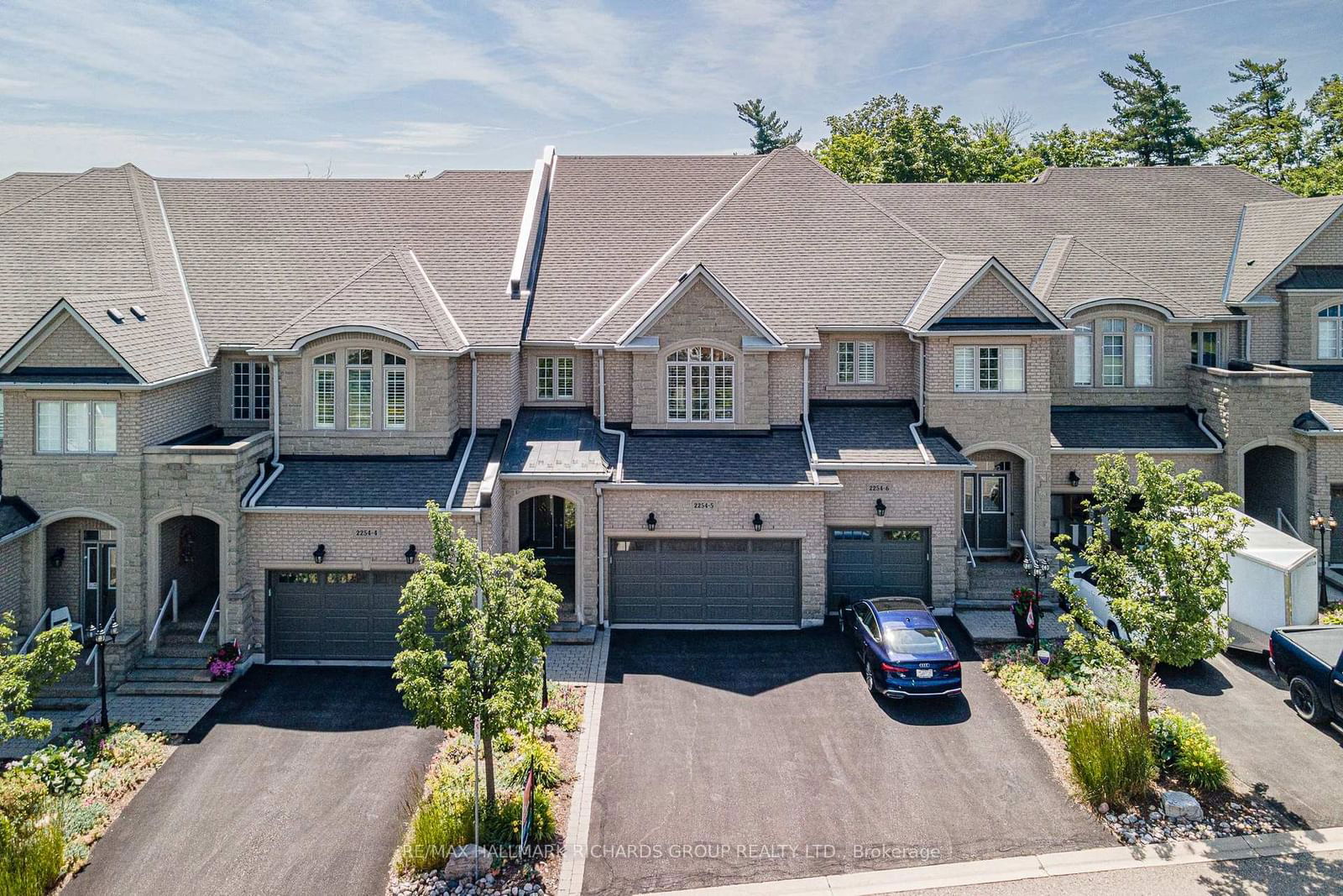 Townhouse for sale at 5-2254 Rockingham Drive, Oakville, Iroquois Ridge North, L6H 7H8 - MLS: W11989286