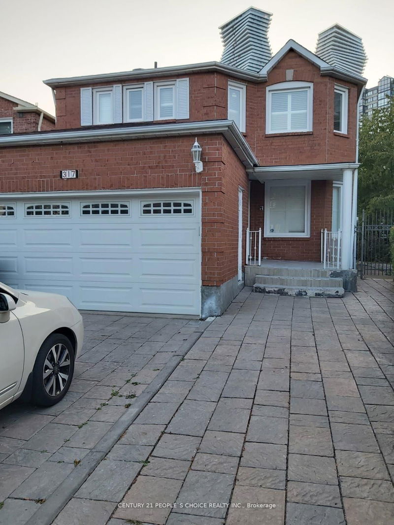 home for lease on Upper-317 Macedonia Crescent