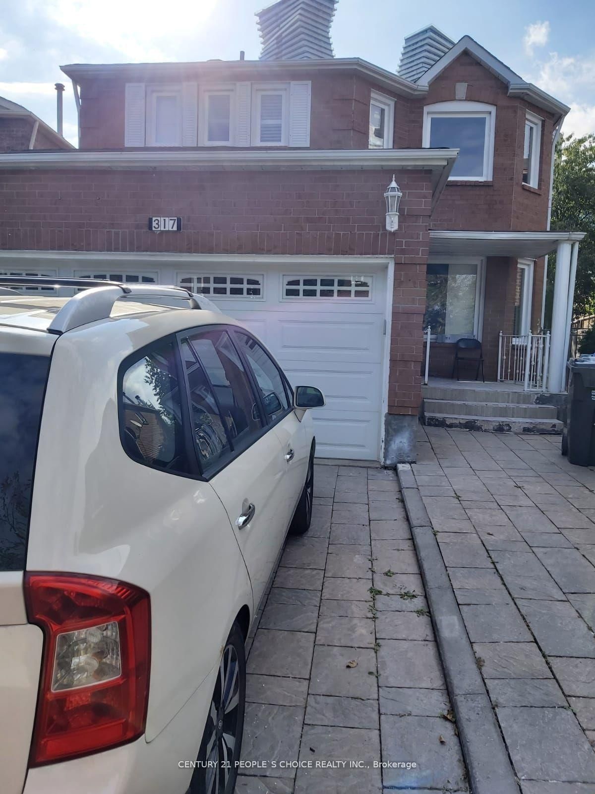 Detached House for lease at BSMT-317 Macedonia Crescent, Mississauga, Fairview, L5B 3J7 - MLS: W11989404