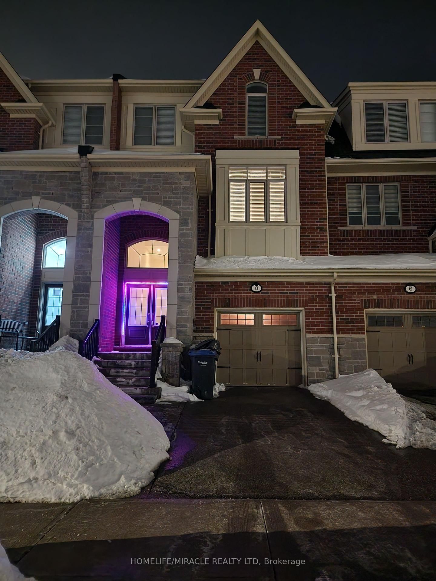 Townhouse for lease at 8 perdita Road, Brampton, Bram West, L6Y 6B1 - MLS: W11989494