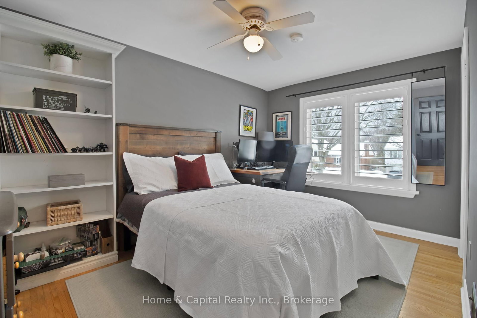 Listing Image 9