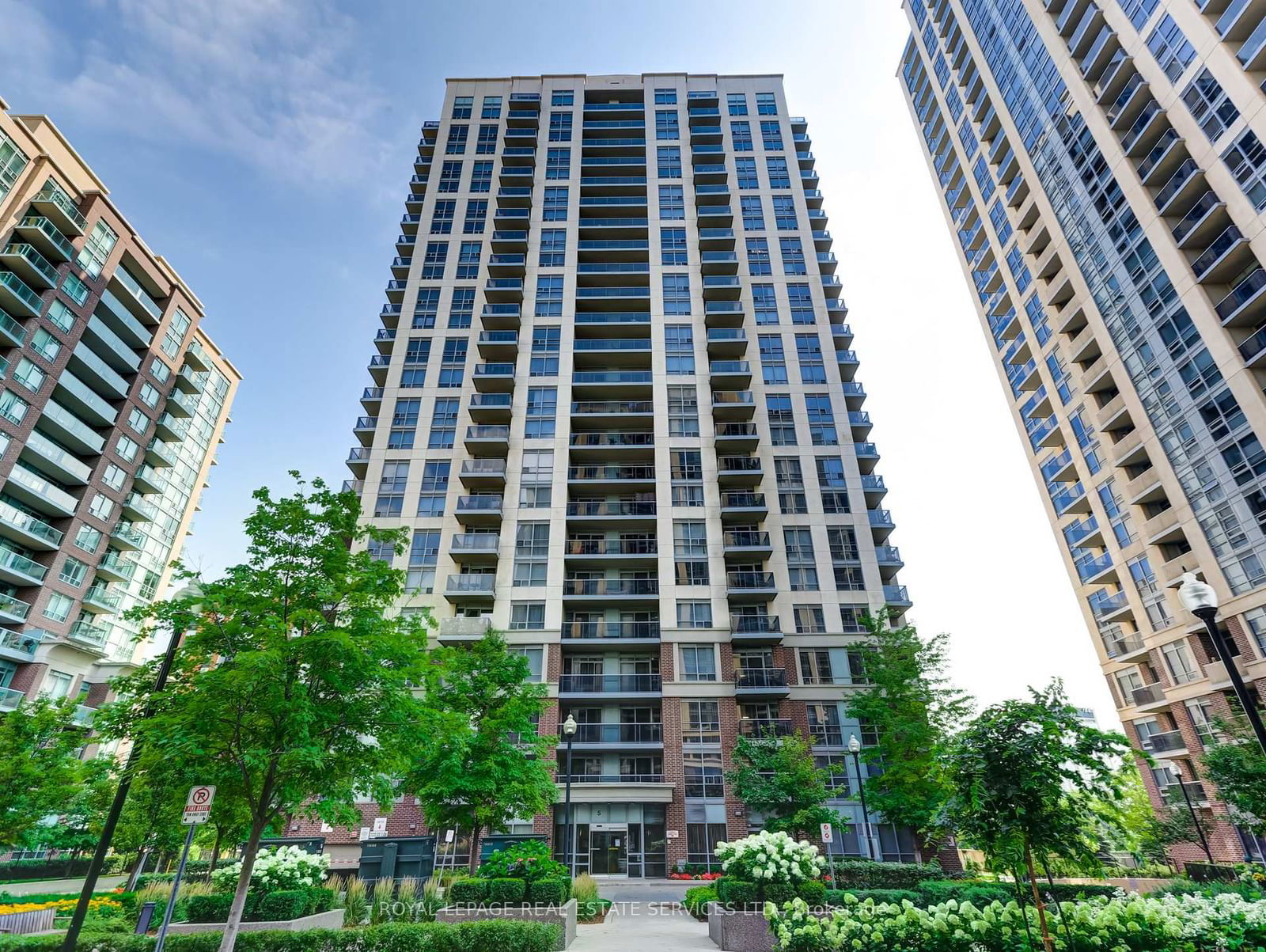 Condo for lease at 305-5 Michael Power Place, Toronto, Islington-City Centre West, M9A 0A3 - MLS: W11989897