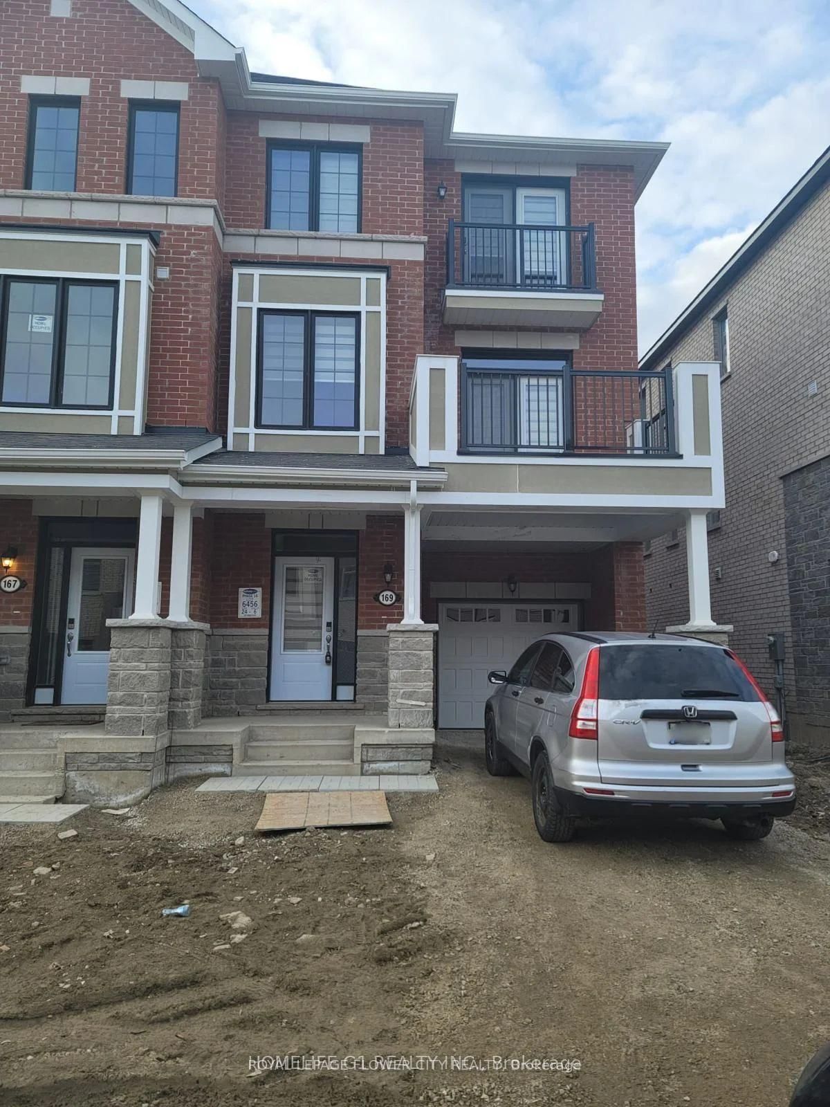 Townhouse for lease at 169 Keppel Circle, Brampton, Fletcher's West, L7A 5K3 - MLS: W11989927