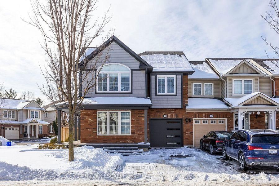 Townhouse for sale at 2440 Wooden Hill Circle, Oakville, West Oak Trails, L6M 4E3 - MLS: W11989984