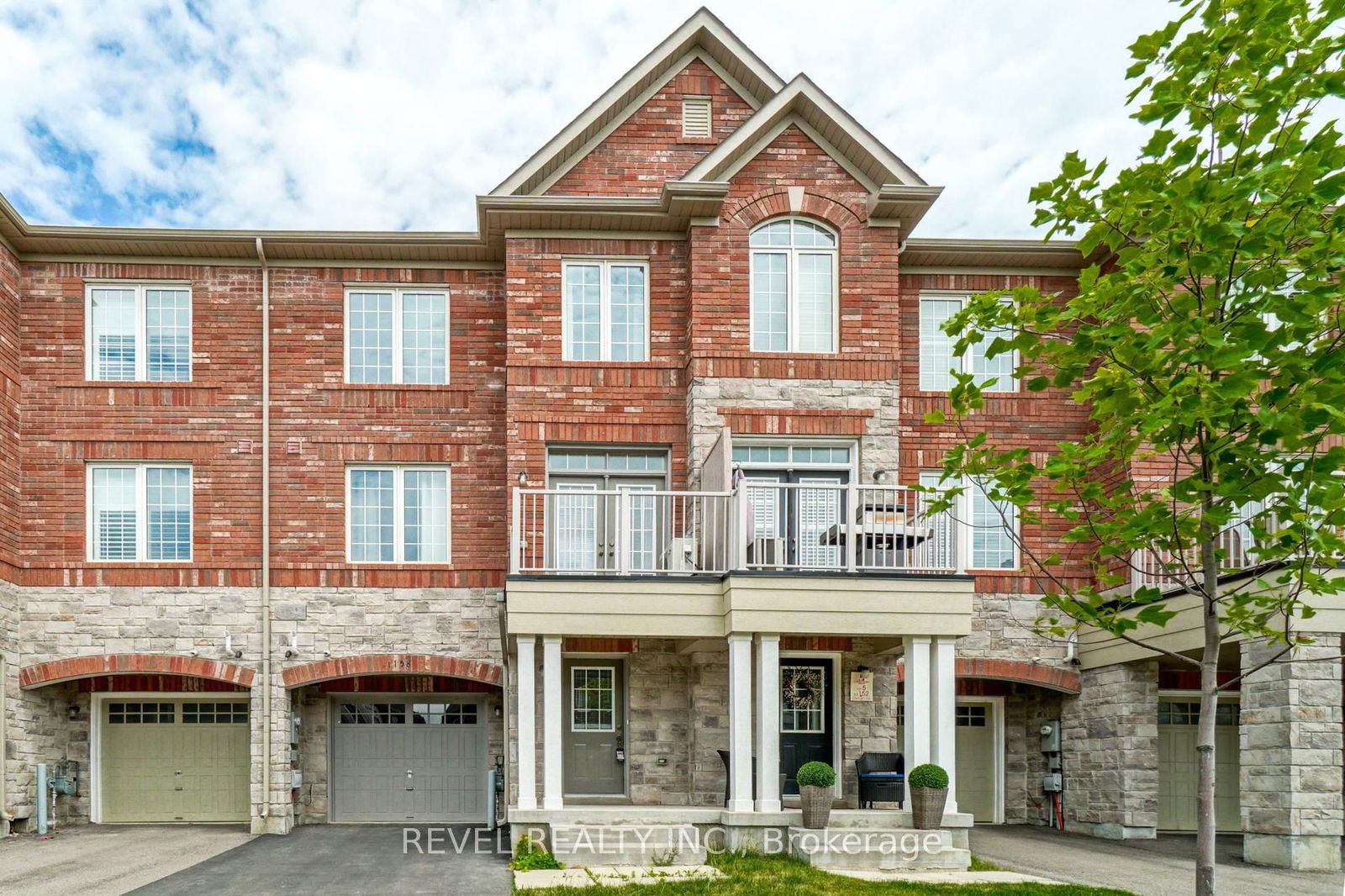 Townhouse leased at 1158 Durno Court, Milton, Walker, L9T 8P6 - MLS: W11990080