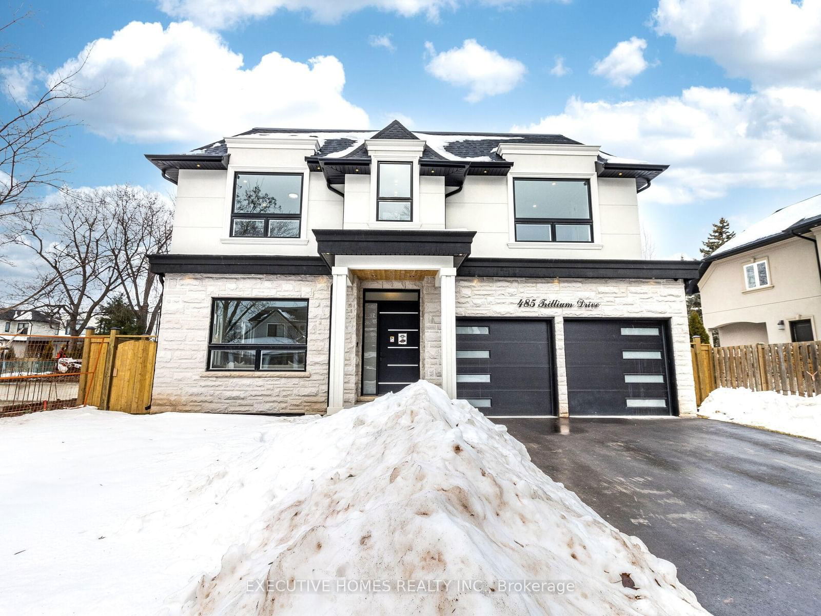 Detached House for sale at 485 Trillium Drive, Oakville, Bronte East, L6K 1T1 - MLS: W11990103