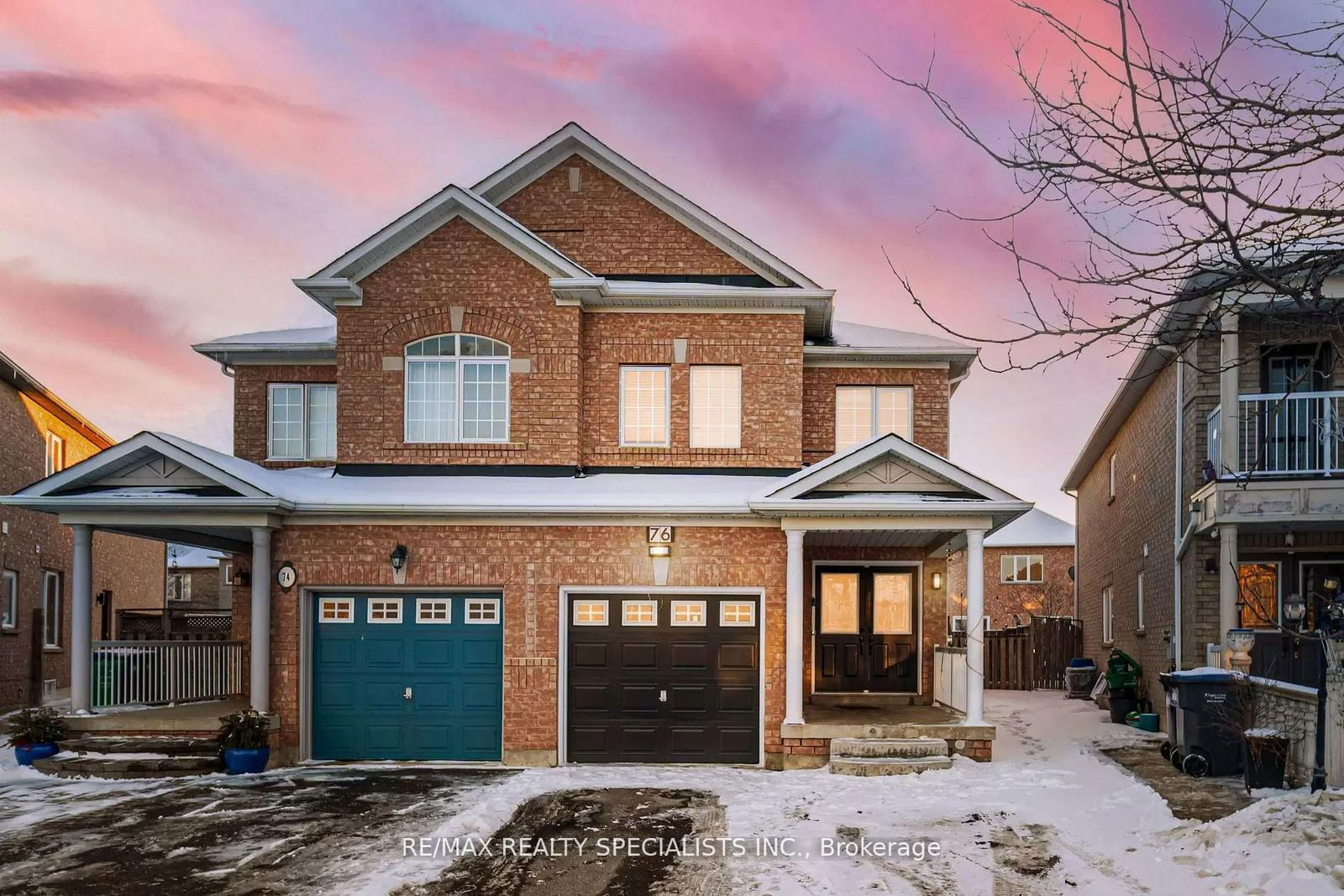 Semi-Detached House for sale at 76 Dewridge Court, Brampton, Sandringham-Wellington, L6R 3C1 - MLS: W11990154