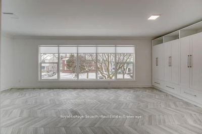 Unit 2 — 109 Stephen Dr, Toronto - Stonegate-Queensway image-0-3