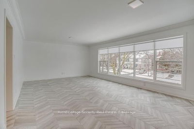 Unit 2 — 109 Stephen Dr, Toronto - Stonegate-Queensway image-0-4