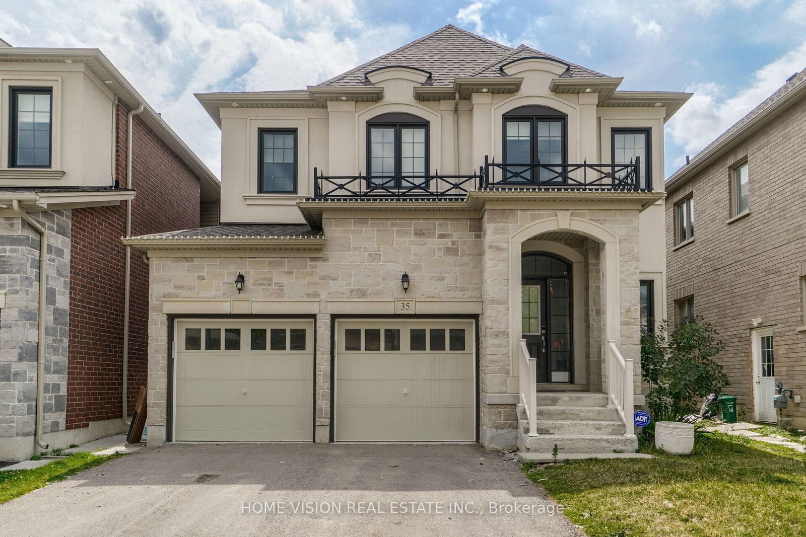 Detached House for lease at 35 Little Britain- BSMT Crescent, Brampton, Bram West, L6Y 0Y3 - MLS: W11990258