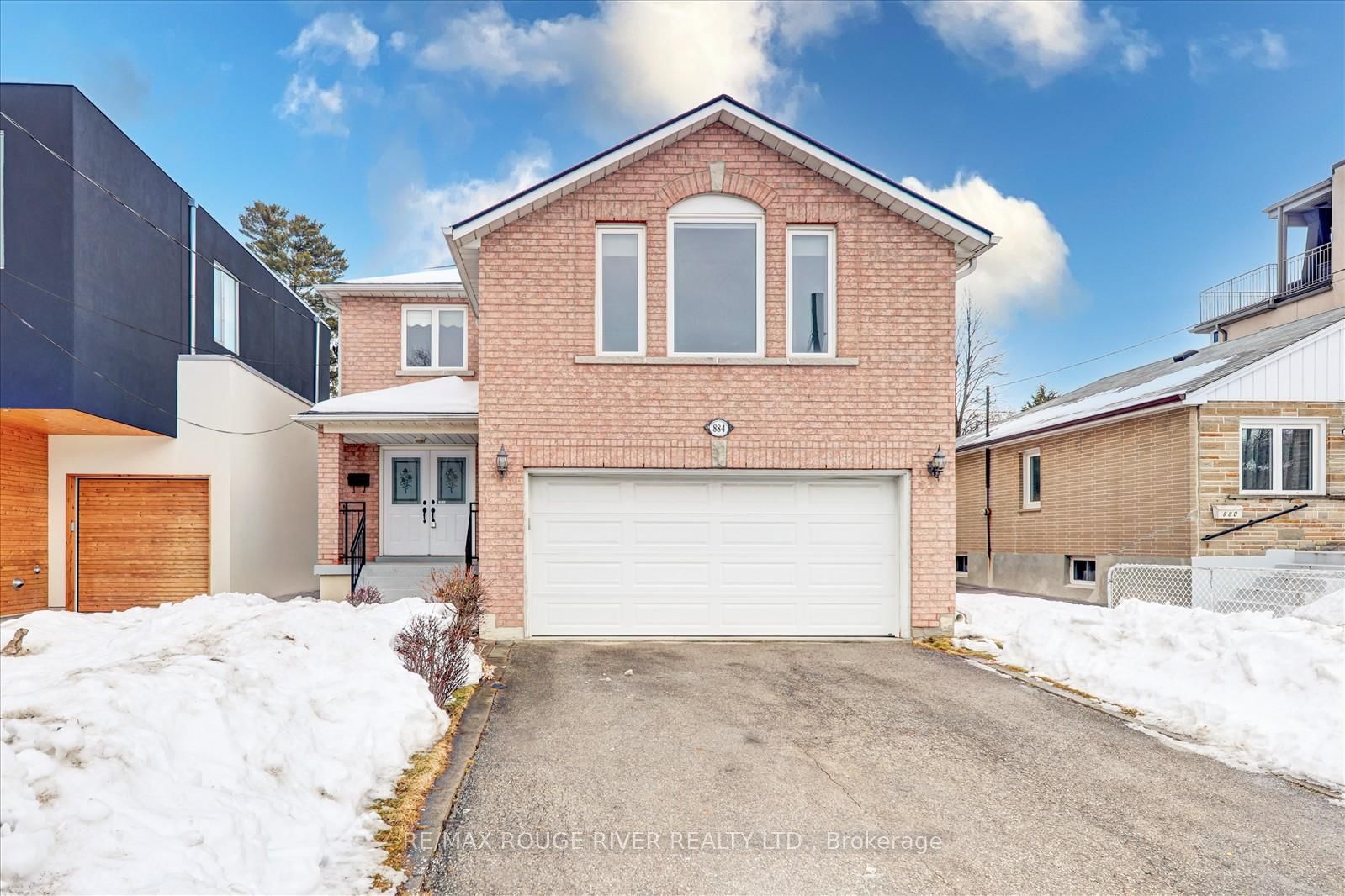 Detached House for sale at 884 Ninth Street, Mississauga, Lakeview, L5E 1R9 - MLS: W11990373