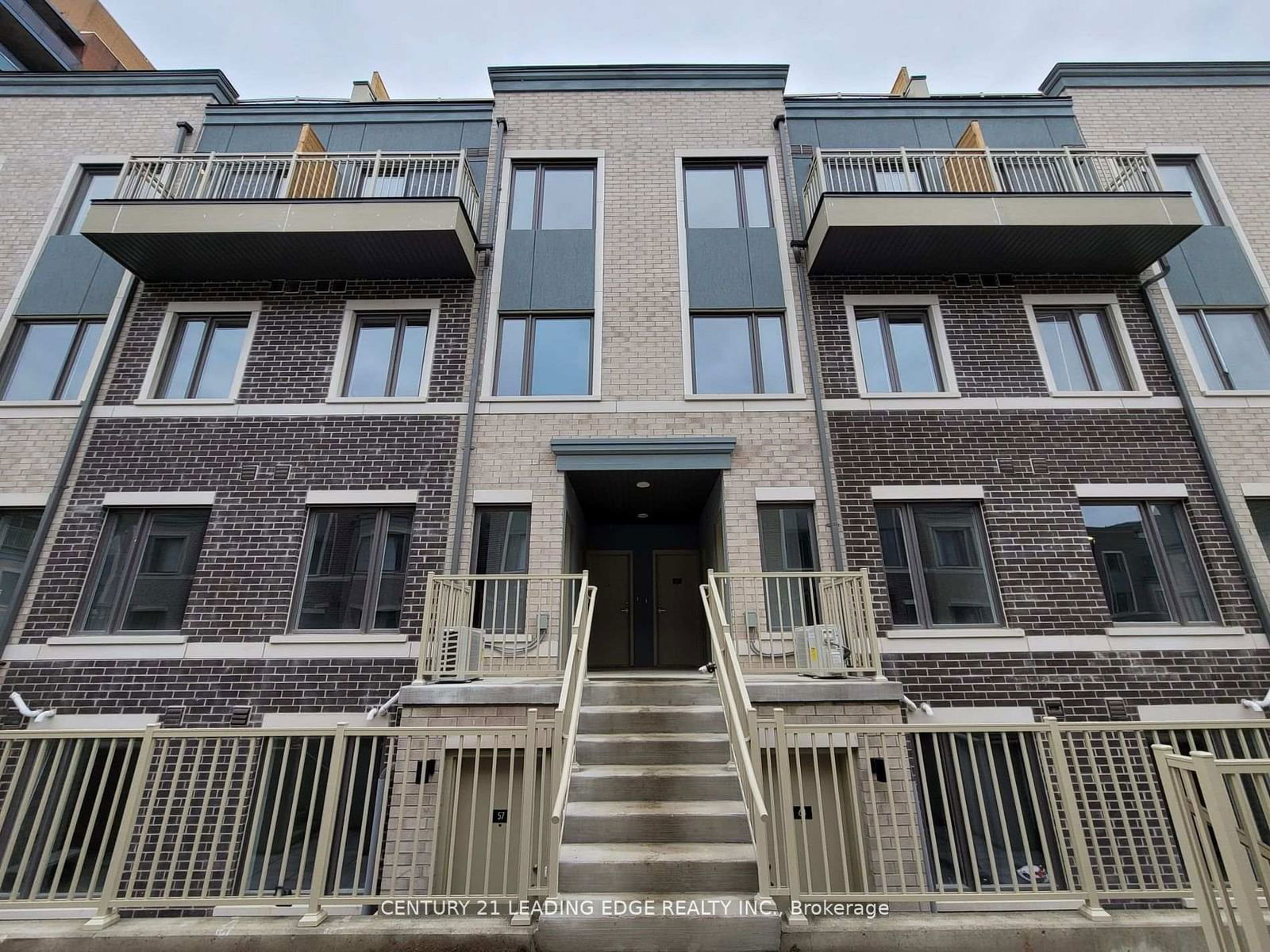 Townhouse for lease at 61-5 William Jackson Way, Toronto, New Toronto, M8V 0J8 - MLS: W11990462