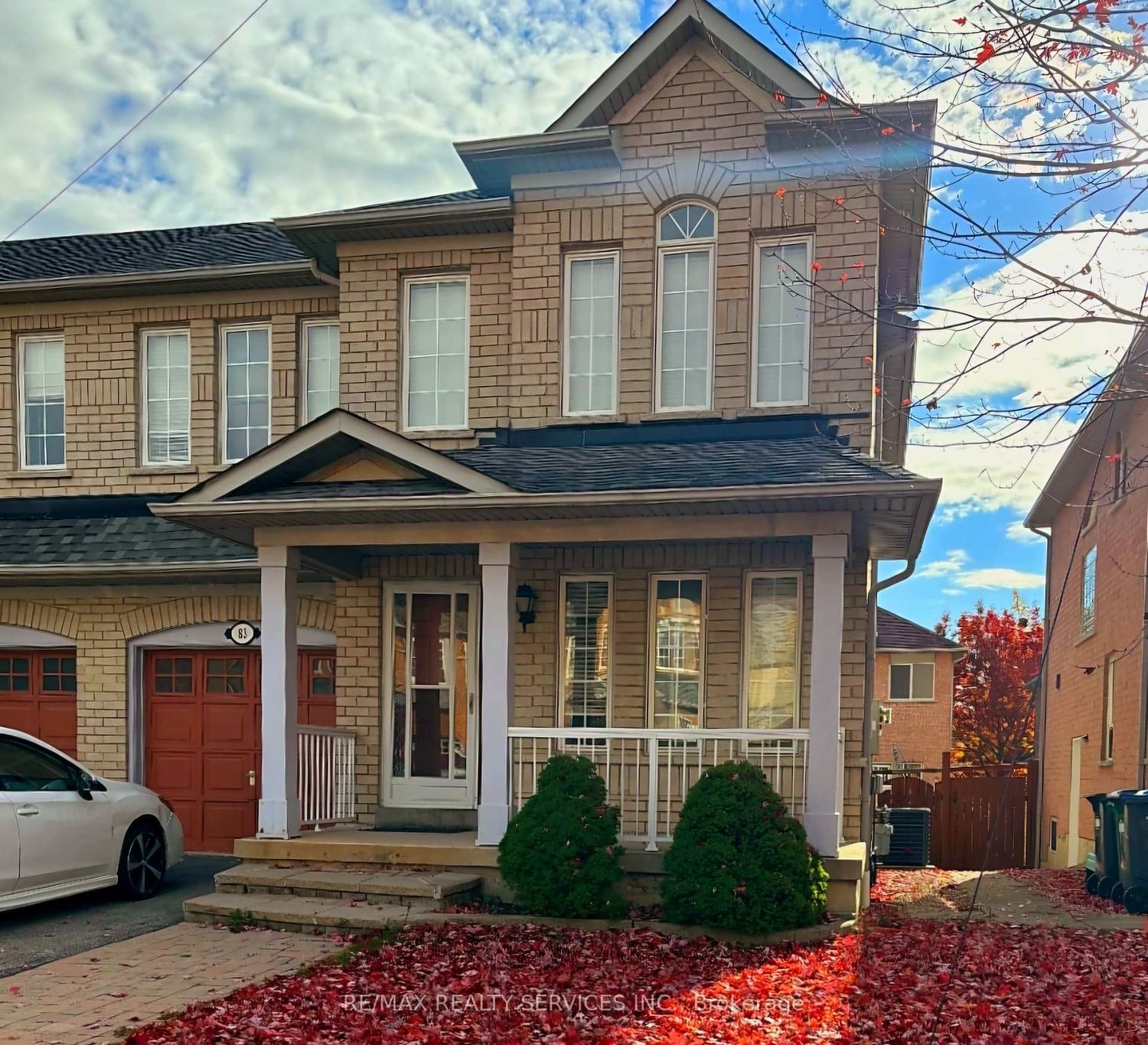 Semi-Detached House for sale at 83 Starhill Crescent, Brampton, Sandringham-Wellington, L6R 2P8 - MLS: W11990739