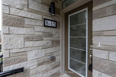Unit 8 — 15 Fieldridge Cres, Brampton - Brampton North image-0-2