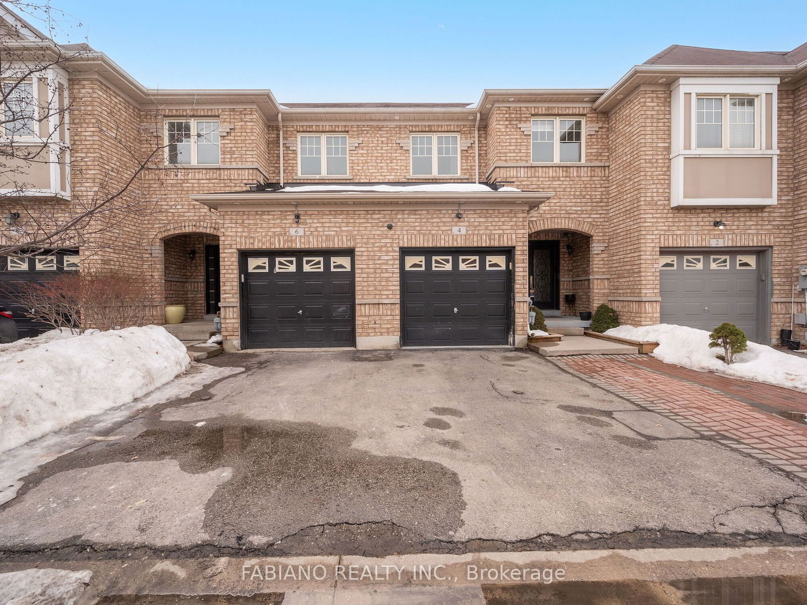 Townhouse for sale at 6 Davenhill Road, Brampton, Bram East, L6P 3E1 - MLS: W11990915