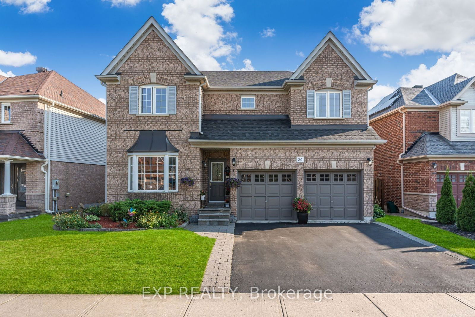 Detached House for sale at 20 Willoughby Way, Halton Hills, Georgetown, L7G 6C4 - MLS: W11990925