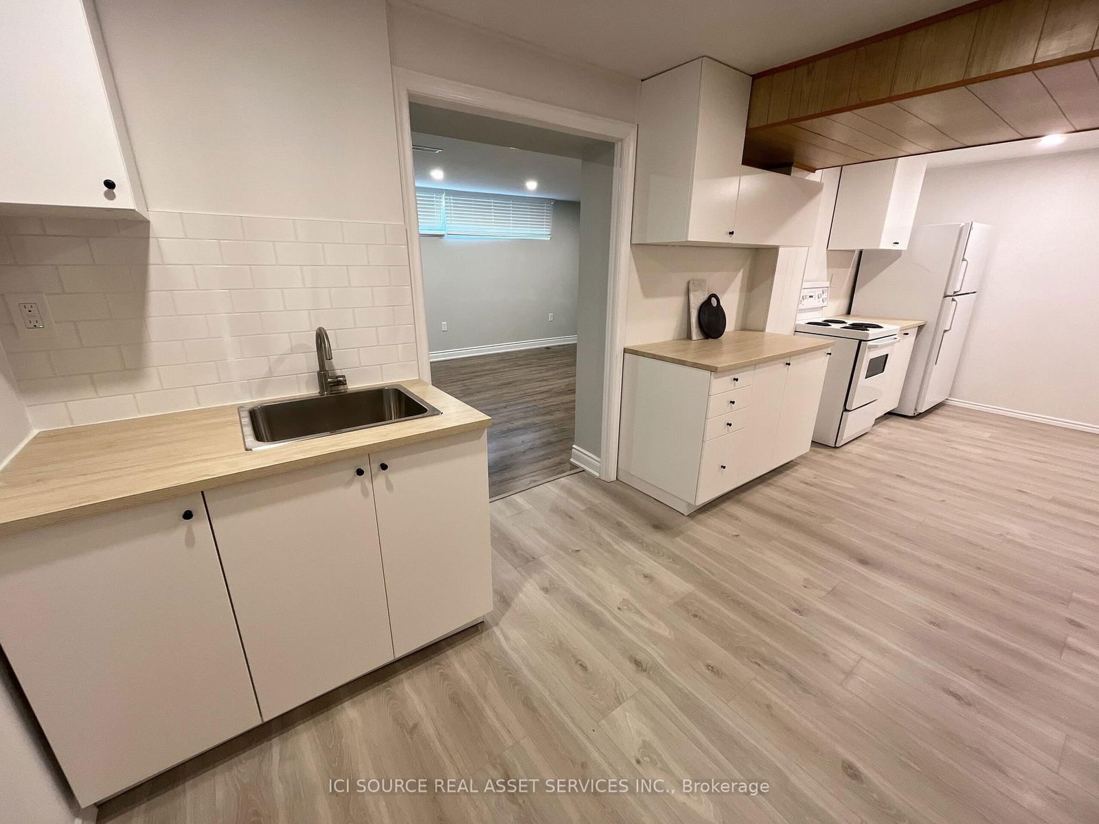 Detached House for lease at BSMT-56 Archerhill Drive, Toronto, Eringate-Centennial-West Deane, M9B 5P4 - MLS: W11991054