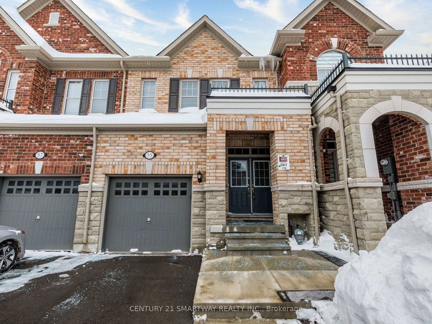 Townhouse for sale at 55 Pearman Crescent, Brampton, Northwest Brampton, L7A 4Y9 - MLS: W11991235