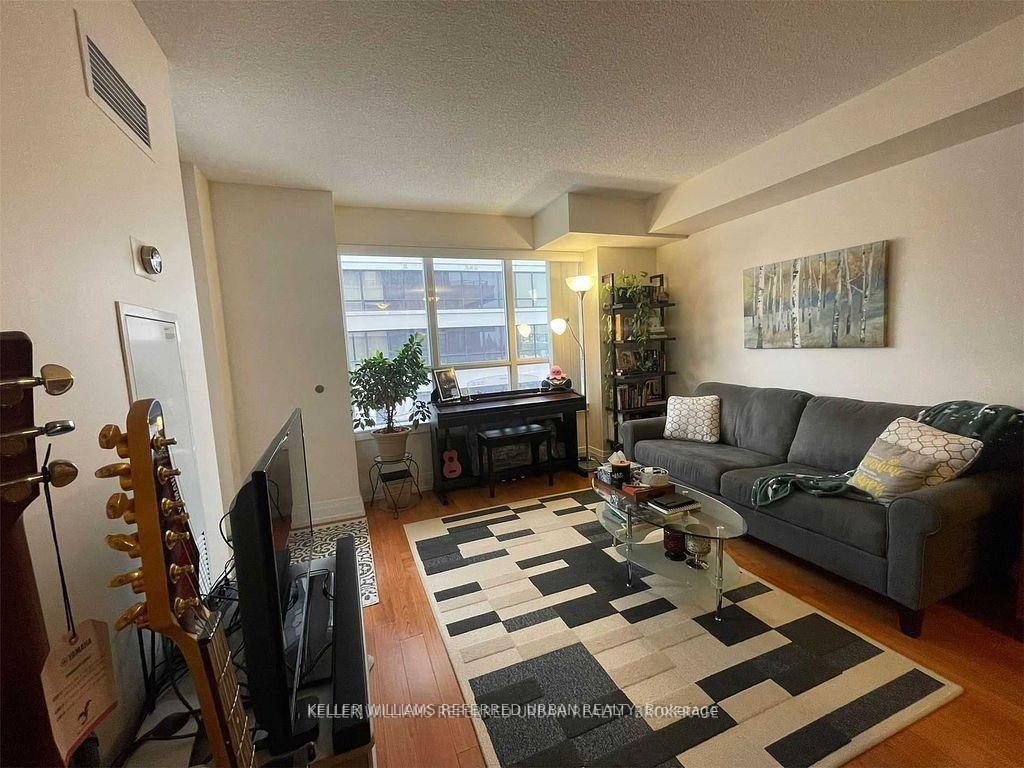 Condo for lease at 206-1060 Sheppard Avenue, Toronto, York University Heights, M3J 0G7 - MLS: W11991316