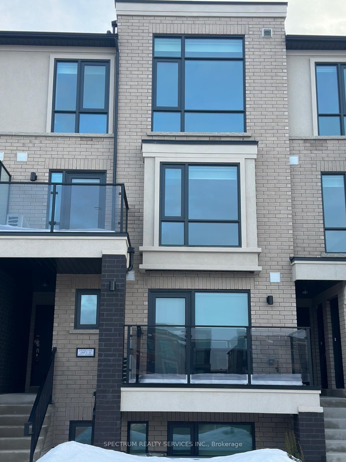 Townhouse leased at 7-5 ROMILLY Avenue, Brampton, Northwest Brampton, L7A 5L8 - MLS: W11991328