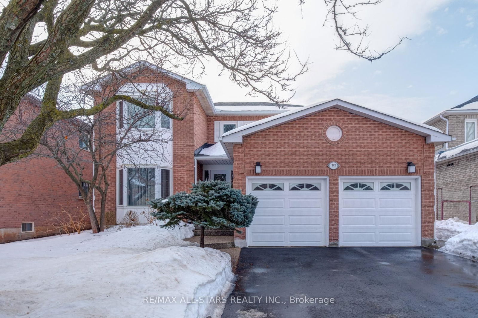 Building at 292 Callaghan Crescent, Oakville, RO River Oaks