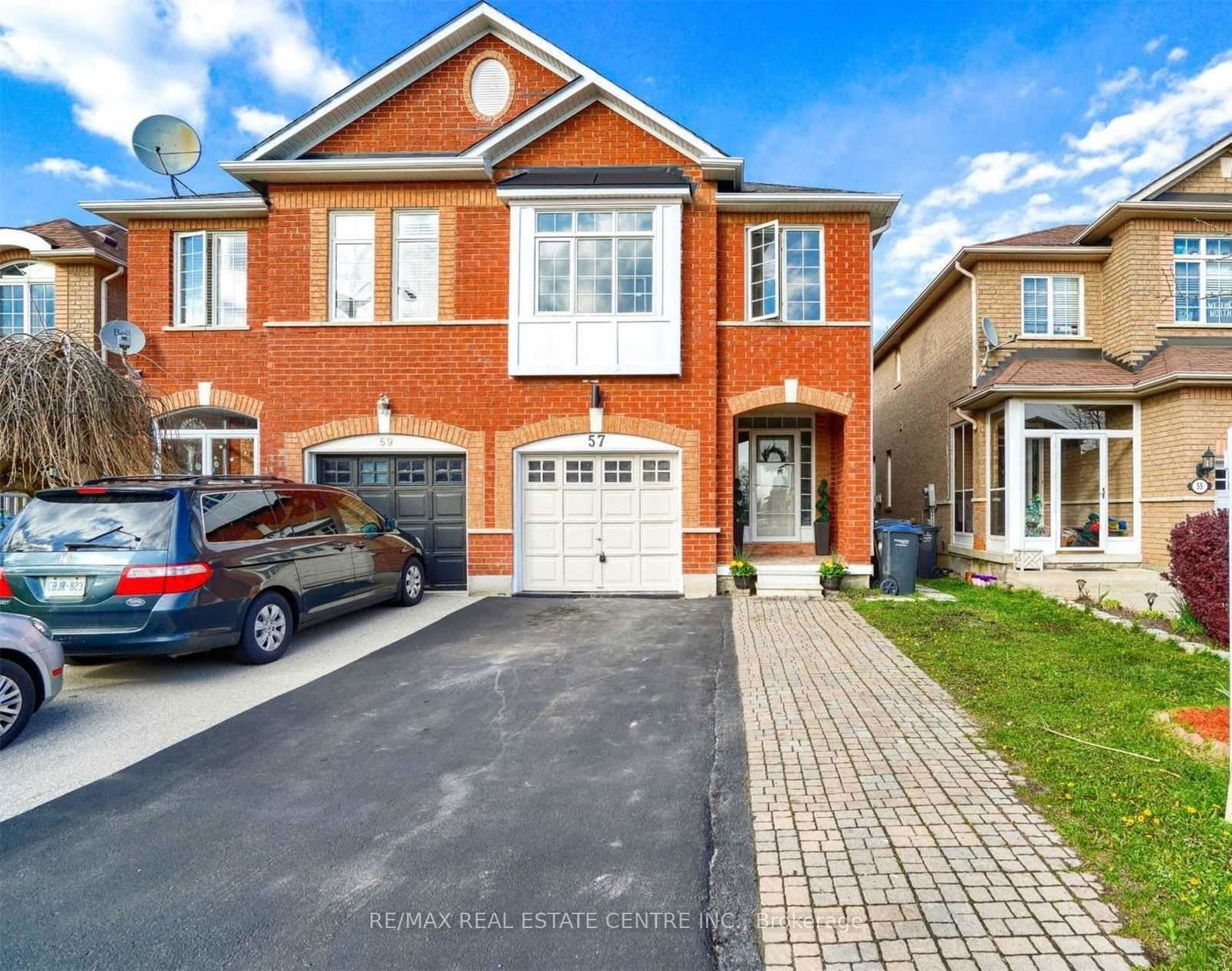 Semi-Detached House for lease at 57 Woodhaven Drive, Brampton, Fletcher's Meadow, L7A 1Y8 - MLS: W11991479